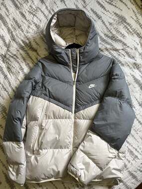 Nike Sportswear Storm-Fit Windrunner Jacket Mens Medium Pre Owned - DD6795 077